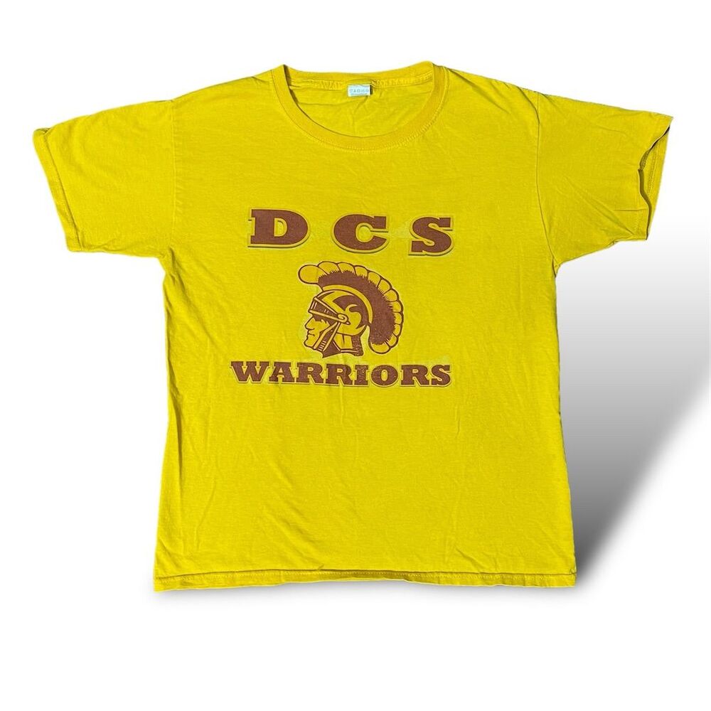 Vintage DCS Warriors Yellow Graphic T-Shirt Size Large Fruit of the Loom
